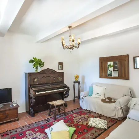 Serene Holiday In San Giovanni With Garden * San Giovanni In Marignano